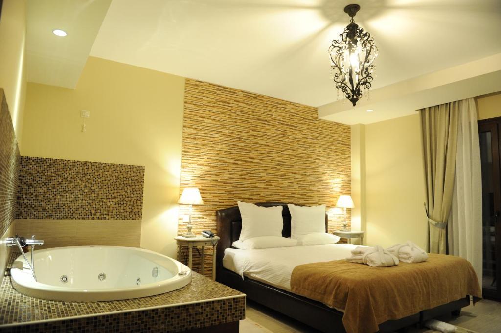 Agapi Luxury Hotel Loutraki  Room photo